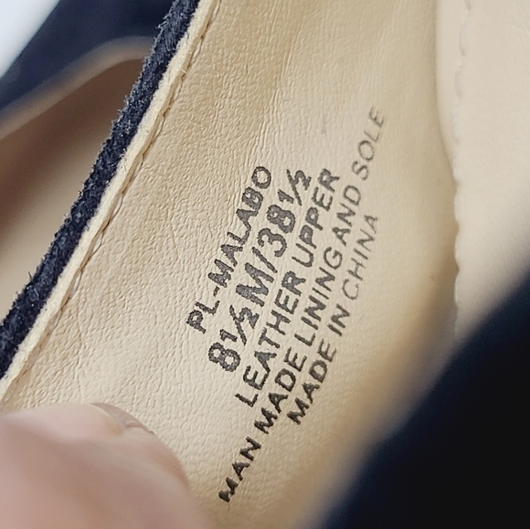 BCBG | Women's Malabo Blue Colorblock Suede Heels (Size 8.5) - Picture 4 of 14